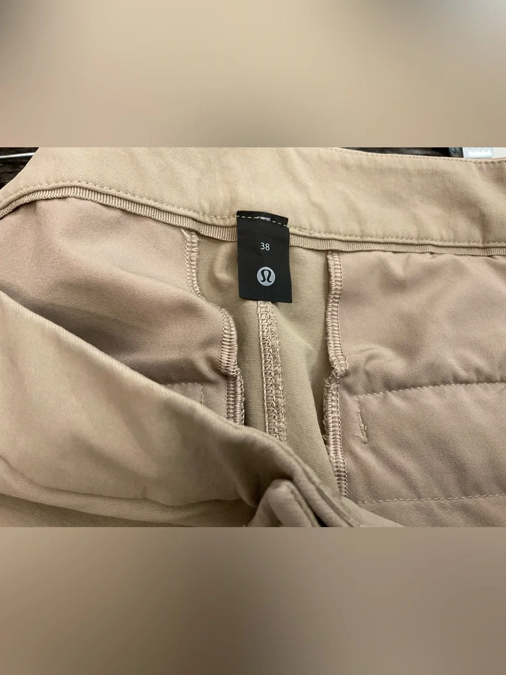 Lululemon Commission ABC 7” inseam Stretch Shorts - KHAKI TAN size 38 T48